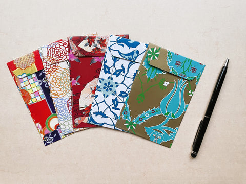 Bright and intricate money envelopes in wide design--set of 5 for Christmas and CNY in red and blue