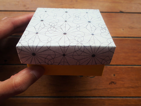 Gift box with lid--yellow and white geometric