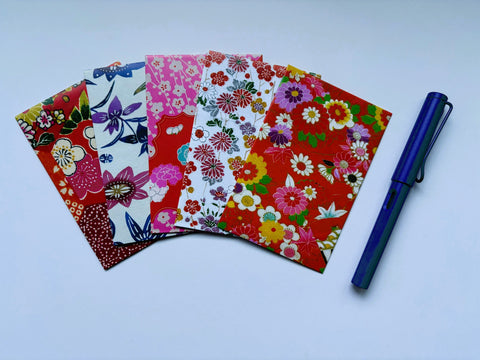 Kimono flowers money envelopes in jumbo and wide sizes--set of 5 for Chinese New Year
