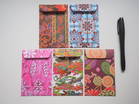 Traditional batik and ethnic designs money envelopes for Eid--set of 5 in wide design